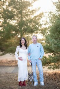 family and their puppy