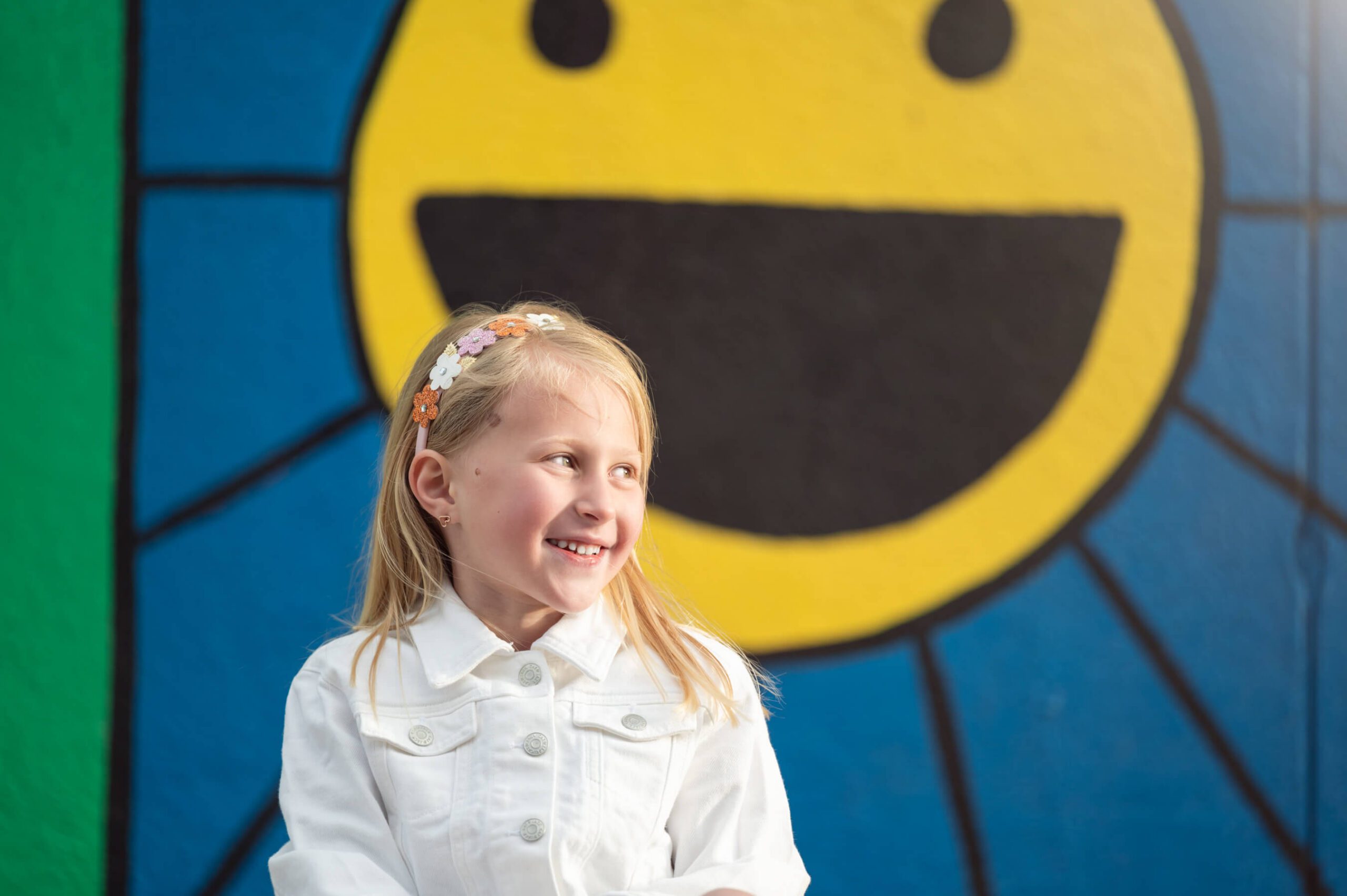 little girl celebrating her birthday in denver