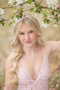 pretty high school senior